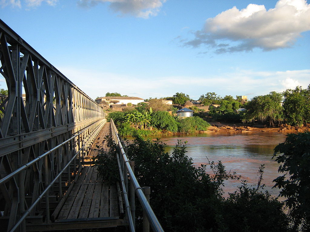 Br&uuml;cke &uuml;ber den Juba (c) B&egrave;ka commonswiki gemeinfrei