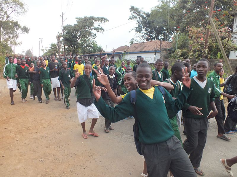 Hochschüler in Upper Hill in Nairobi (c) Orrling