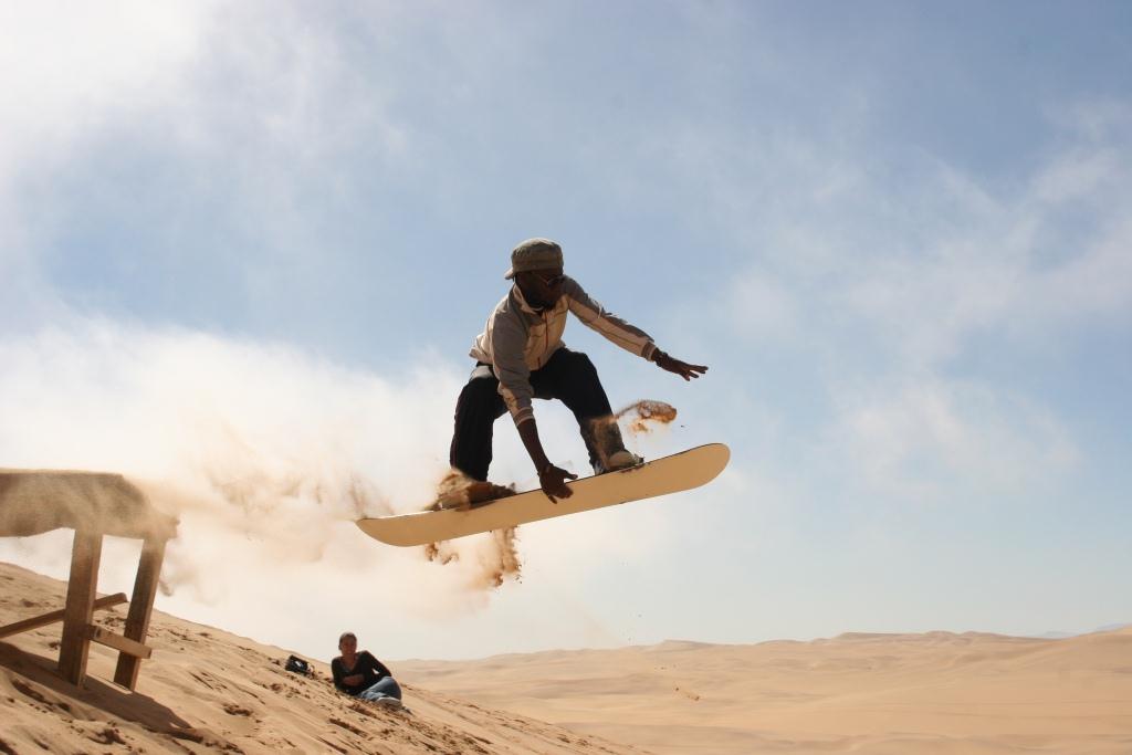 Sandboarding in Swakopmund (c) terra-nova