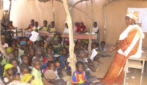 Grundschule in Niger (c) US Department of State, Embassy to Nige