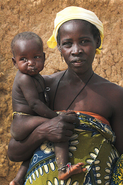 Mutter mit Kind in Niger (c) Steve Evans