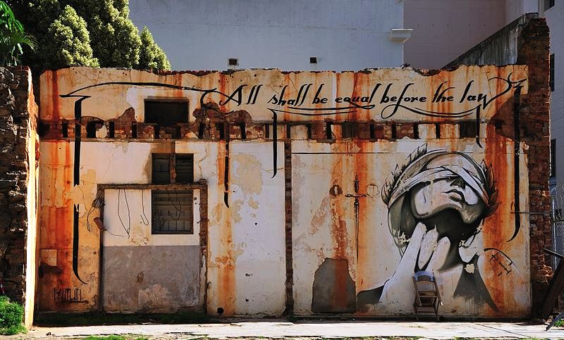 Graffiti at Rhodes House Memorial Cape Town (c) Josephou