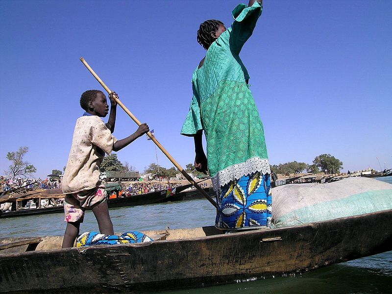 Niger bei Port de Macina (c) C.hugues