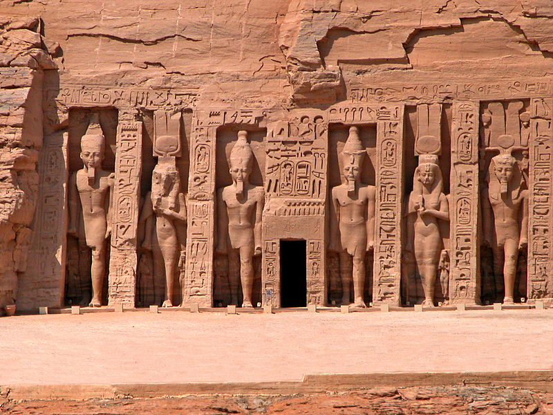 Der Hathor Tempel (c) Dennis Jarvis