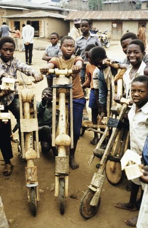 Selbstgeb. Holzroller-Benin