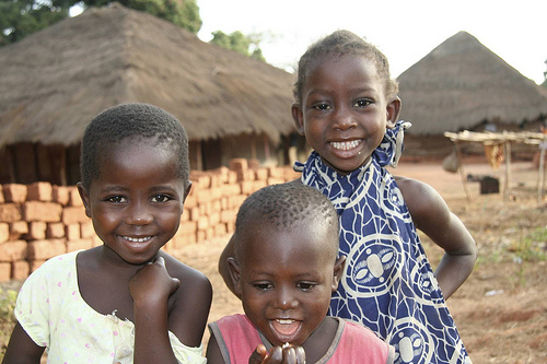 Kinder in Guinea-Bissau (c) ora international