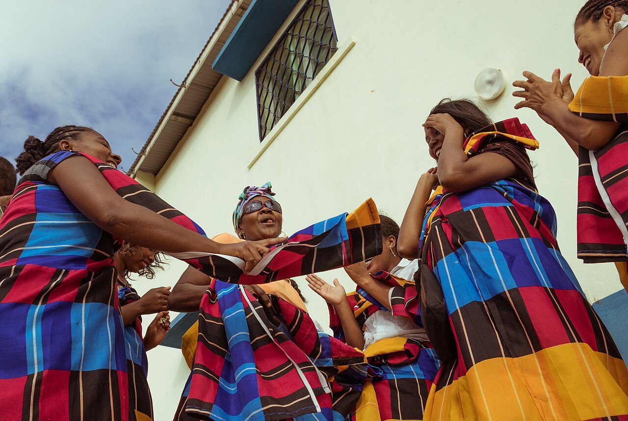 M&auml;dchen auf Madagaskar (c) saveoursmile