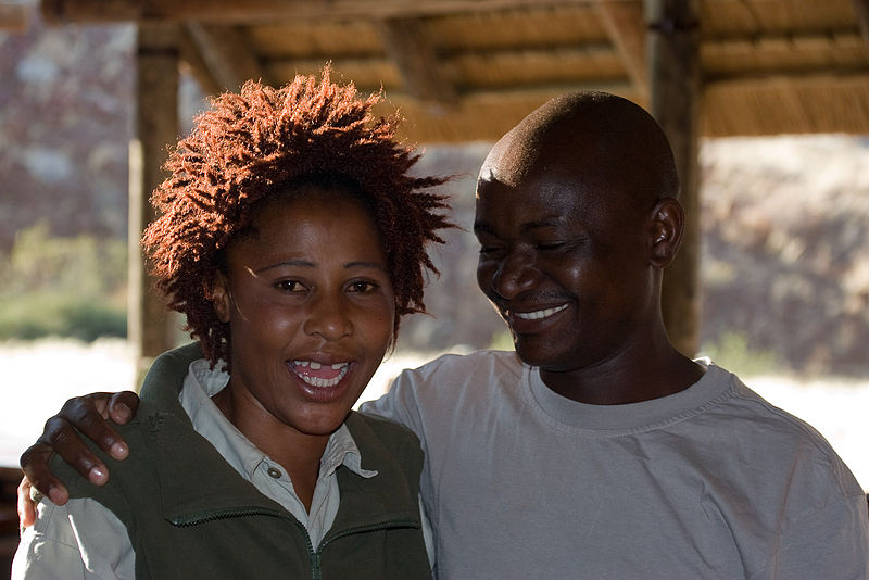 Martha und Simon, Einwohner von Namibia (c) Greg Willis