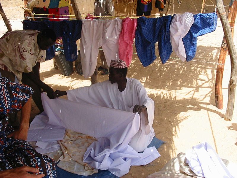 Stoffhändler in Darfur (c) COSV