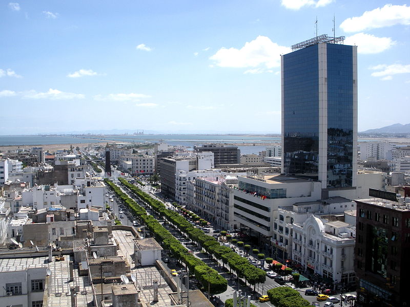 Tunis - Bankenbezirk (c) Dacoslett