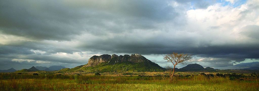 Farmland im Landesinneren von Malawi (c) Stevie Mann