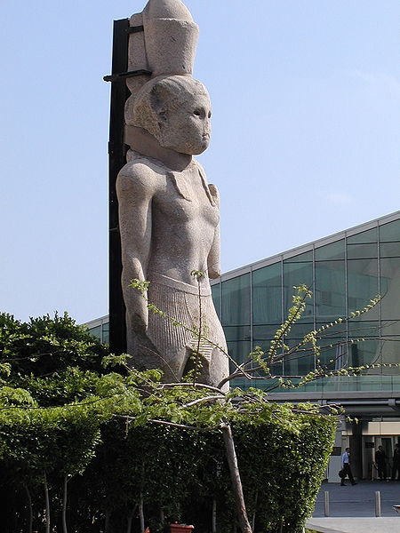 Statue Ptolemaios II. (c) Gérard Ducher